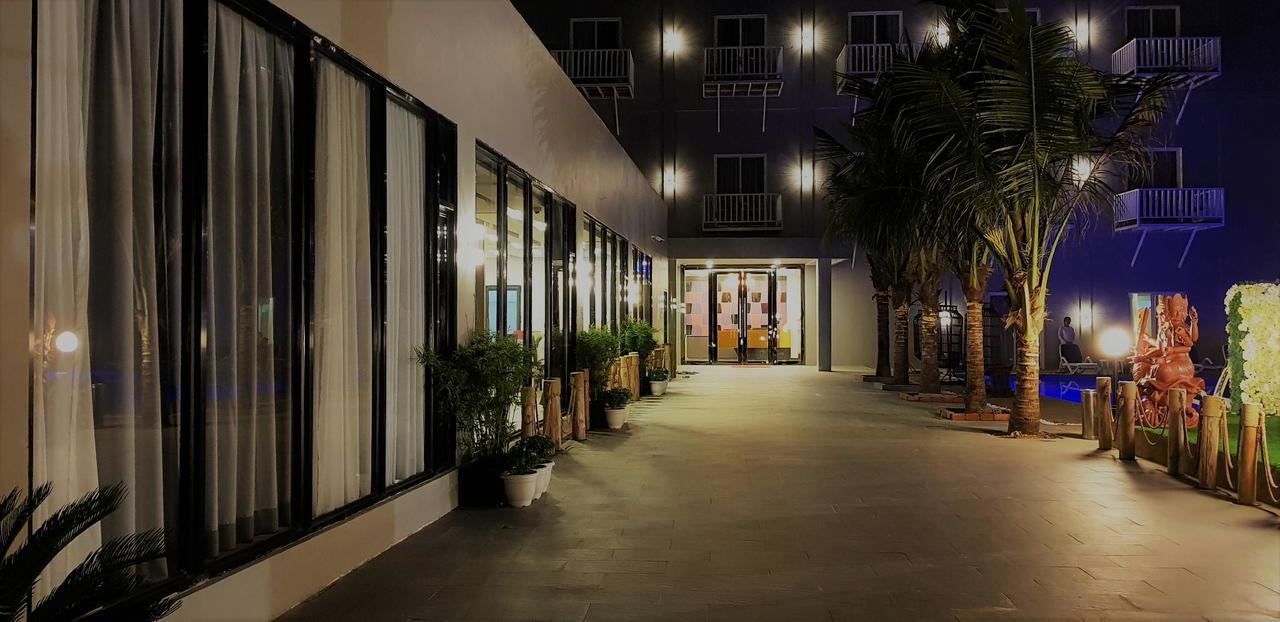 Royal Boutique Hotel สีหนุวิลล์ ภายนอก รูปภาพ